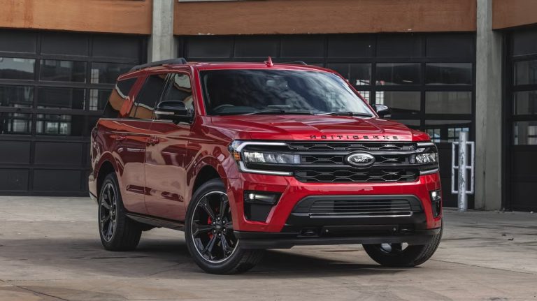 Ford convoca 274.000 SUVs Expedition e Navigator por risco de vazamento de fluido de freio
